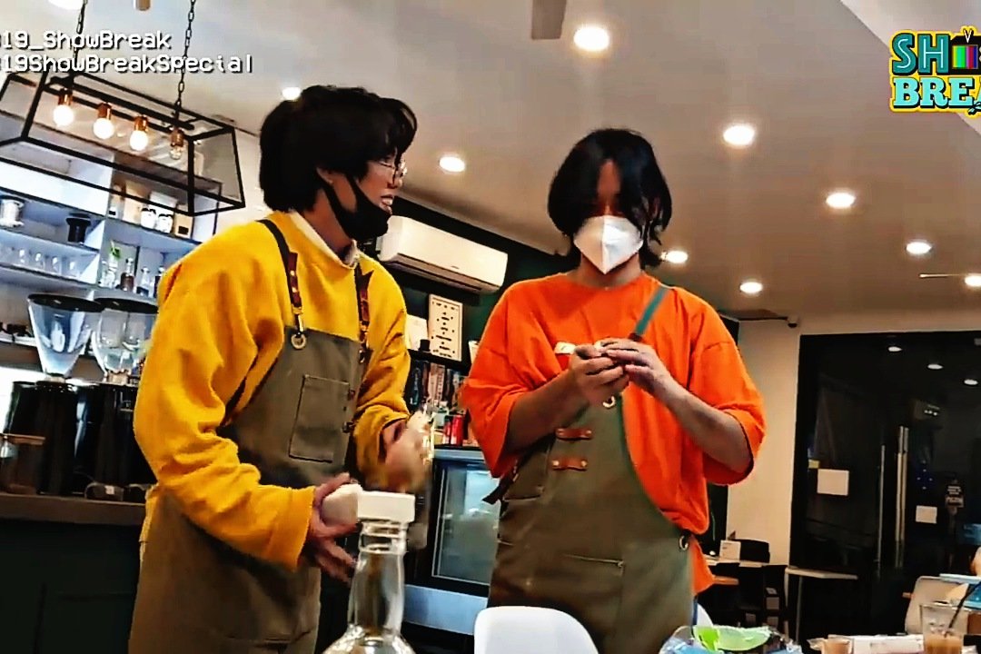 cssndra19's tweet photo. [07•14•20]
Showbreak Season 3:Ep. 8

#SB19_VESTER #SB19_STELL #SB19_STELLVESTER #SB19_SEJUN #SB19DayChallenge15 @SB19Official #SB19_JUNELL #SB19_STELLJUN https://t.co/OMYB1HHQCf