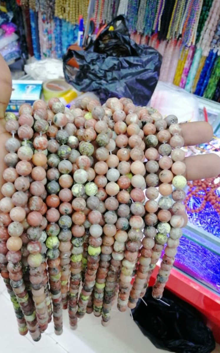 umaatur's tweet photo. I love making beads. These beauties are For braceletsππ
Choose your color and your bracelet will be ready for you at very affordable prices πππ
Please help Retweet
My customers might be on your TL
#beadit #waistbeads #adorn https://t.co/OrNcVuUHCD