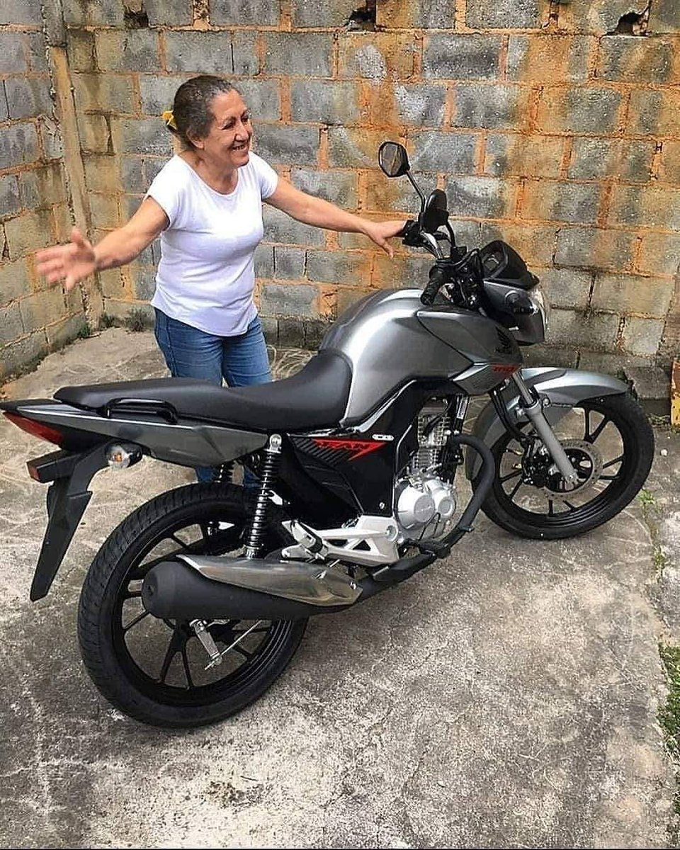 La única persona que va estar orgullosa de tus logros sin tener envidia es tu mamá. ❤️