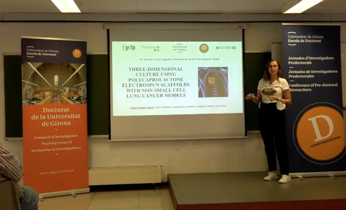 L'Emma Polonio (TargetsLab, GREP) ens parlarà de la seva recerca sobre l'ús de motlles de policaprolactona com a models de cèl•lules de càncer de pulmó. #JoDoc2020 
<a href="/TPuigMiquel/">Teresa Puig Miquel</a> <a href="/QuimCiurana/">Quim Ciurana</a>