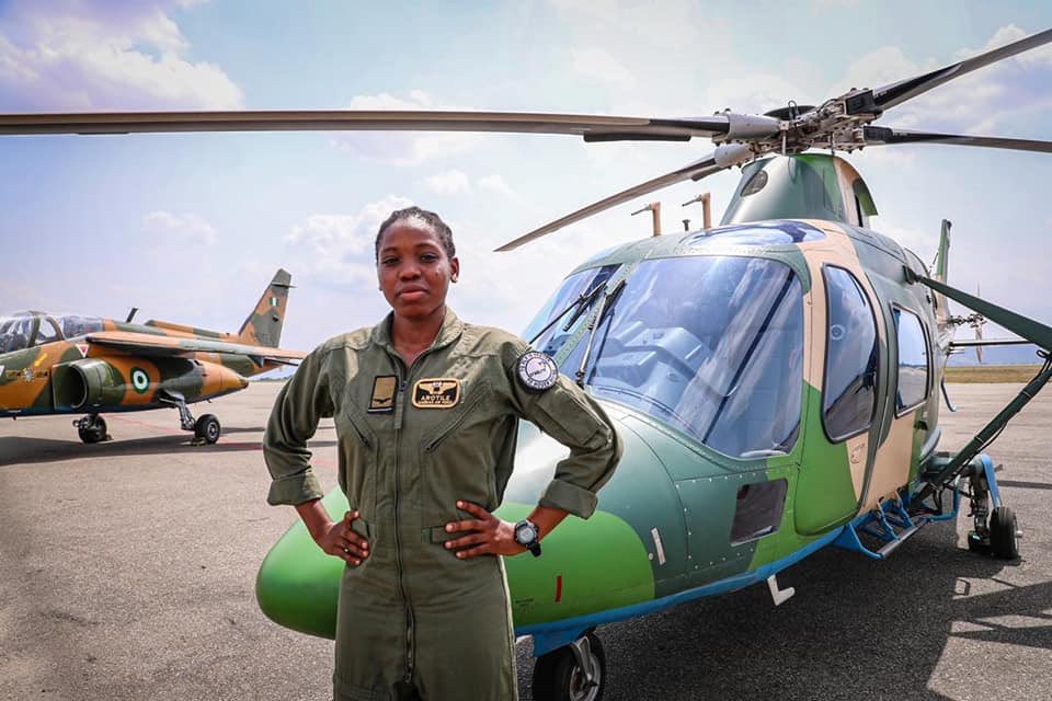 CAS_AMSadique's tweet photo. (1/4) I was heart broken when I received the sad news of the death of Flying Officer Tolulope Arotile yesterday in Kaduna. Tolulope, who was winged in October 2019, as the first female @NigAirForce combat helicopter pilot, was one of our shining young stars. https://t.co/ZCjwMy2dwE