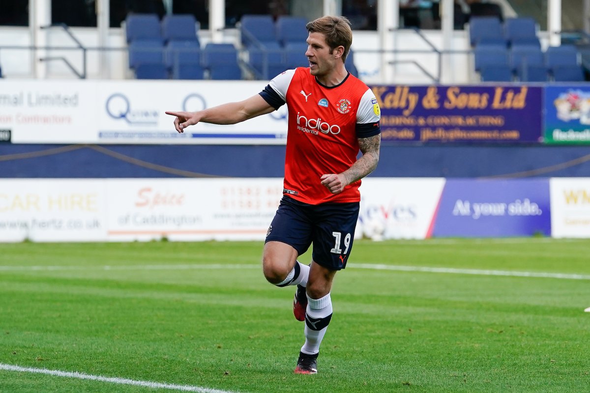 Luton Town FC tweet media