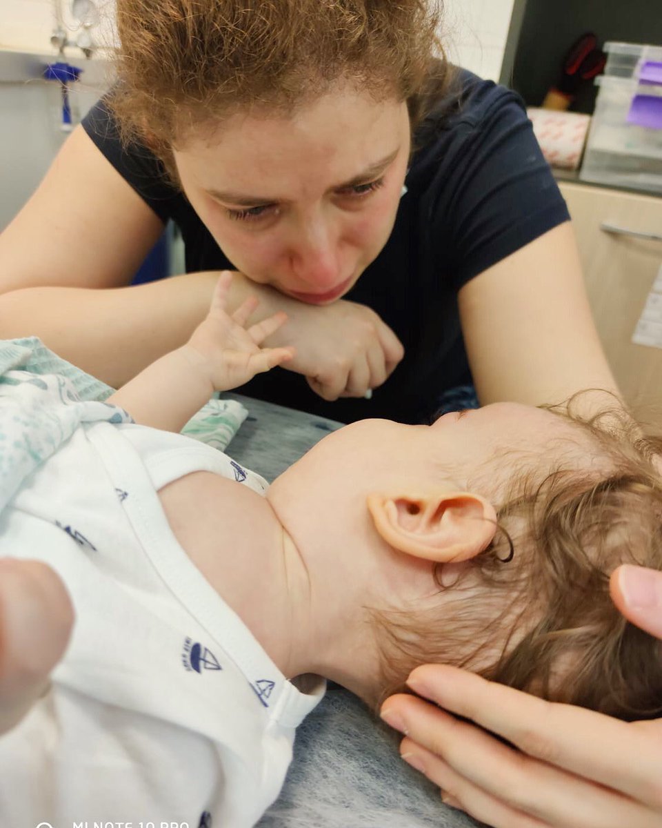 Rüzgar dün 6.Doz spinrazasını aldı hem şükür ediyoruz hem de 4 ayda bir ilaç için gerekli şartları sağlar mı diye ölüp ölüp diriliyoruz.Lütfen artık sesimizi duyun,Rüzgar'a destek olun
#ruzgaryuruyecek #ruzgarerdogan #ruzgarwillwalk  bağış linki 👉🏼gf.me/u/x3jdji