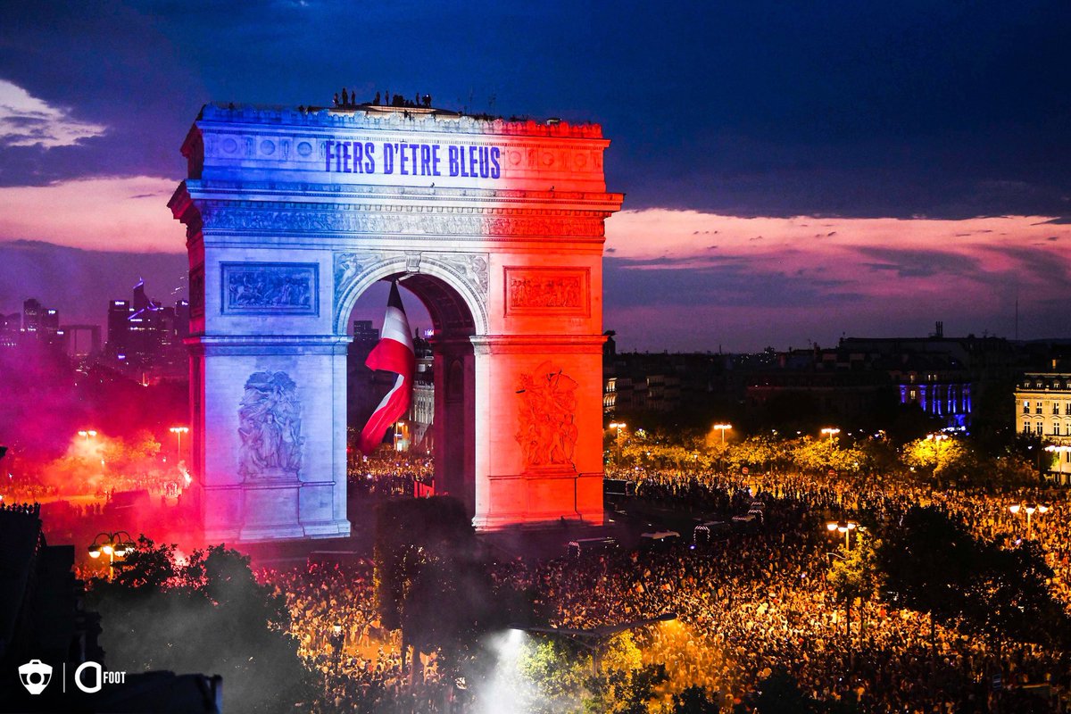 ActuFoot_'s tweet photo. 2018, quel été ! ⭐️⭐️🇫🇷 https://t.co/jRfajLlE2r