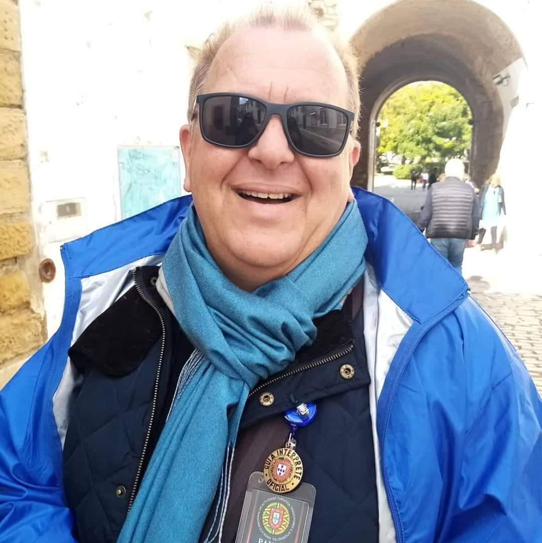 FEGTouristGuide's tweet photo. A few members of  @SNATTINACIONAL  - qualified tourist guides in Portugal who look forward to welcoming and showing visitors around this summer. #Snatti #GuiasdePortugalbySnatti #VisitPortugal #FEG_QualifiedTouristGuides https://t.co/Kb3F18M1WN