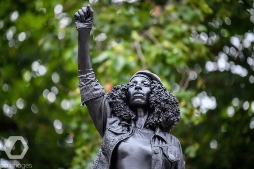 A sculpture of a black woman who took part in a Black Lives Matter protest in Bristol has been erected on the plinth where a statue of slave trader Edward Colston used to stand:  @BenBirchallUK