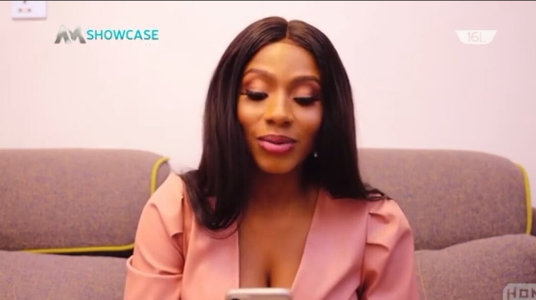 EtibadeElvis's tweet photo. The fork Kingdom has taken ova Mercy's comment section.
Wanders.😂
These people literally camped here.
I love the free publicity,prolly nothing frm deir madam "the inventor of merch" all over.
If we hv 2 play de "copy card" now, we all know their madam is CIC.
#RelassMerchIsOut https://t.co/DLLJItDPSG