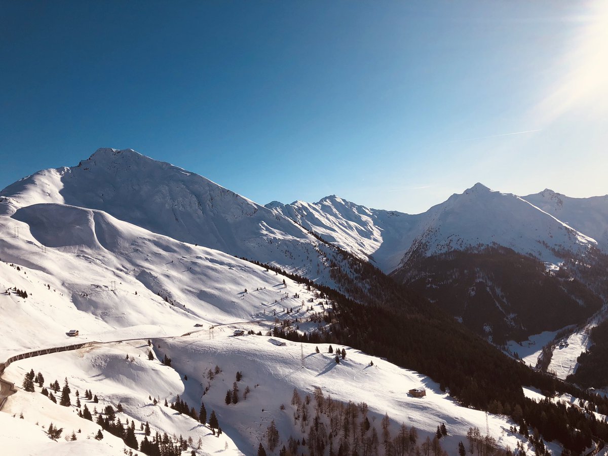 MarkusWisheit's tweet photo. Die Berge sind so schön 😍
#Winterurlaub 2020 in #Südtirol #Wandern #Alpen #Wanderlust https://t.co/1l8Rax0Qdl