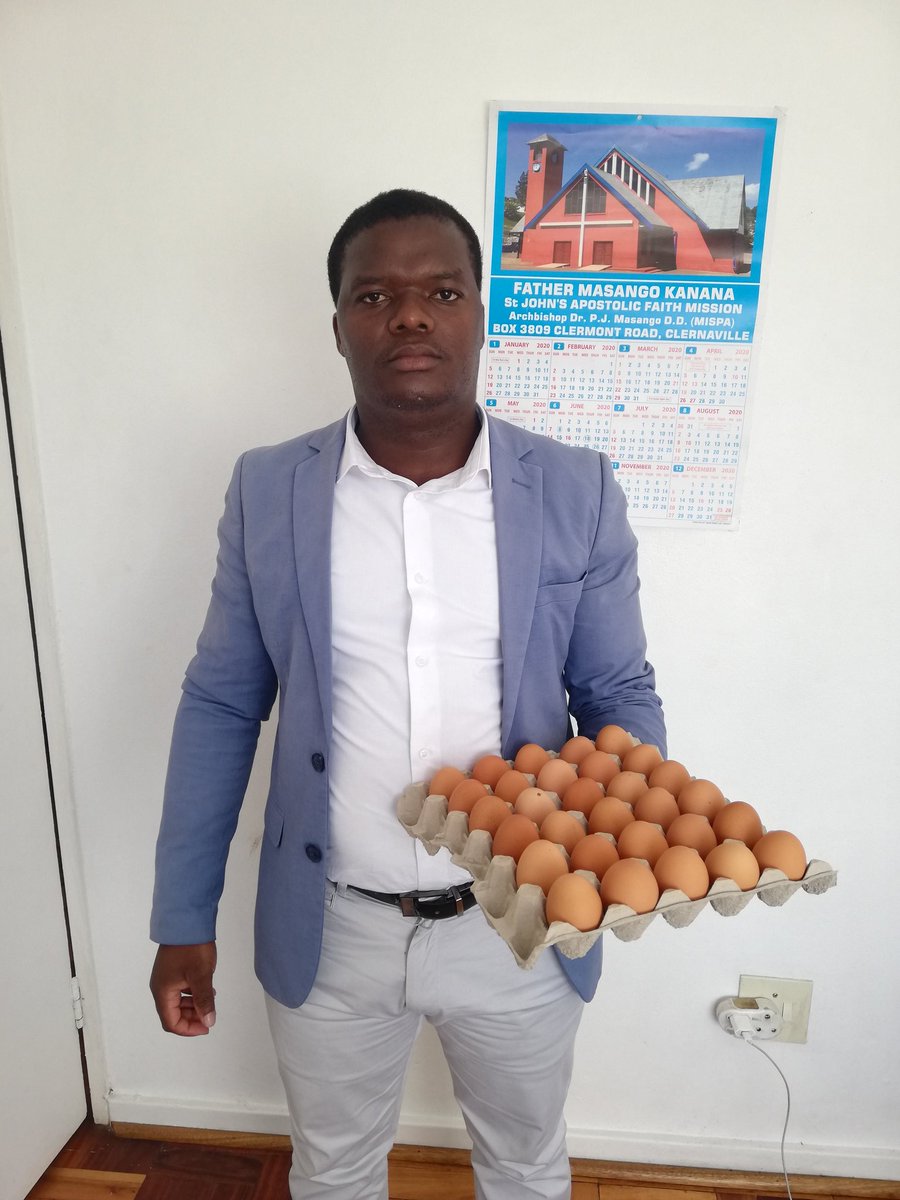 MohaleMakoae's tweet photo. Please don't forget to order 30 eggs if you are around Bloemfontein and I will deliver them to you for free. @MangaungCity @jack_mokoena2
Large - R50
Jumbo - R60 https://t.co/aQBn5wbaVe