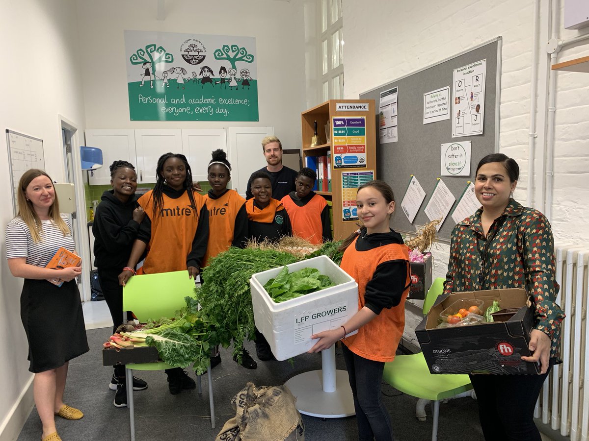 ProLXProduction's tweet image. Yesterday saw us take on a new task of helping deliver fresh produce from @Wick_Court right into the heart of London to school kids who otherwise would be on the farm during summmer. 
We’re certainly missing events but for the meantime we’ll do our bit to help out those in need!