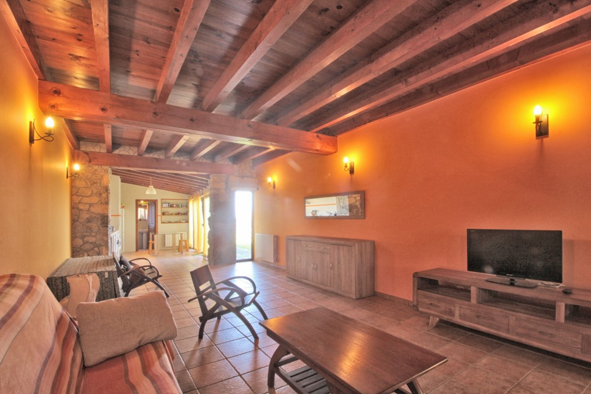 ibarrio's tweet photo. #Casa a la #venta en #Bezana, #Cantabria
Precio: 193.000€ 

Ubicado a 5 min de #Santander
Superficie: 232m2
Terreno: 120m2

3🛏4🛁
Jardín+Parking+Calefacción+Terraza

#InmobiliariaBarrio #Inmobarrio
☎️942 844 145

https://t.co/EeNSNly6pU

#CasaenVenta #Realestate #Casas #Pisos https://t.co/3H2Prp2cxI