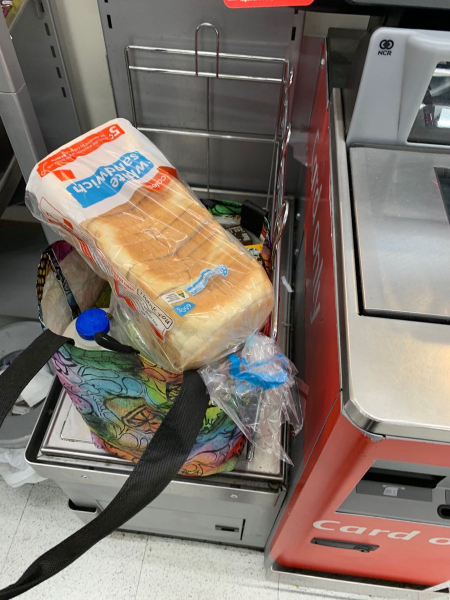 Shubinzhang1's tweet photo. Save one more plastic bag today. #mark920 https://t.co/9Oqyh6HqYA