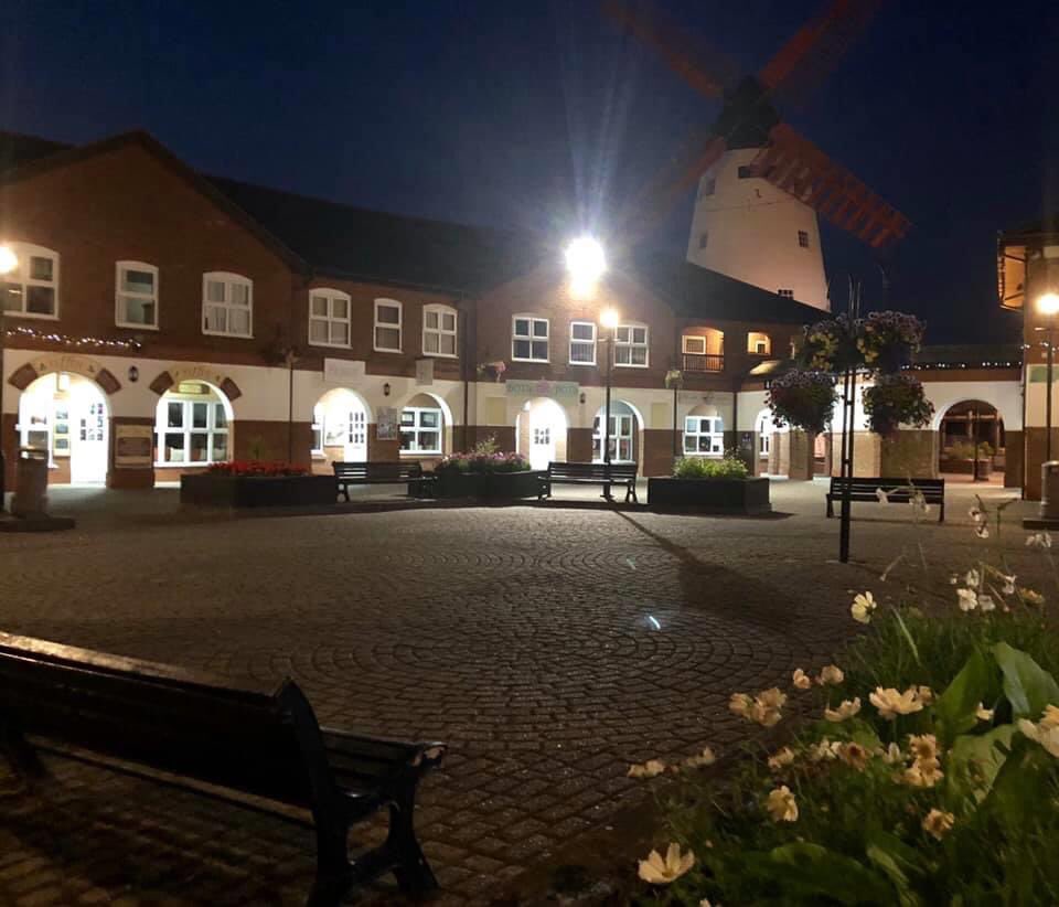 LindaLancs's tweet photo. Marsh Mill in Thornton was built in 1794 and is still a beautiful Lady. 
I took these photos a couple of years ago. 
However always Magical on a calm bright moon evening 🥰 #marshMill @DiscoverWyre @MarshMillFriend @visitfyldecoast https://t.co/fcN4E8v704