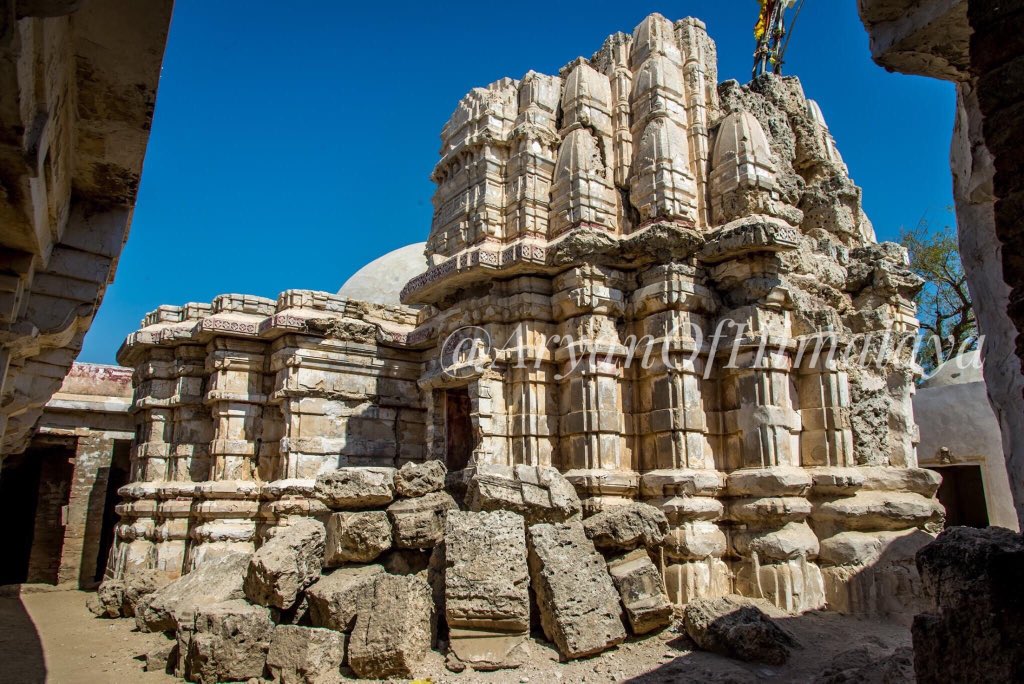 57•A ruined Ancient old Jain temple dedicated to 23rd tirthankara Parshvanatha in Tharparkar, Sindh, Pakistan.