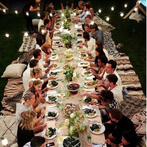 Garniche_chef's tweet photo. Don't host that HOUSE-PARTY, until you read this!!
.
https://t.co/IUwzkohBaF 
.
#garniche  #togetherness #happiness #personalchef #hospitality https://t.co/2Qr31khNBY