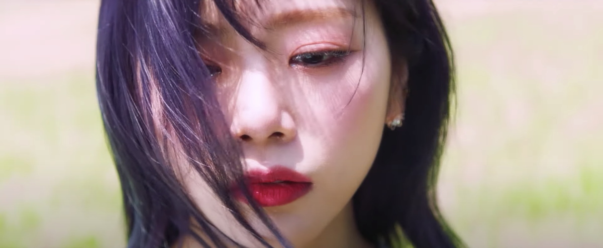 softyooh's tweet photo. THEORY:JIU was the only 1 aware of how to end the mind traps they were in - end the illusionary versions of themselves in their own individual mind trap but she was the last 1, left alone in her own mindtrap #RoSEBlue #DreamcatcherRoSEBlue #드림캐쳐 #Dreamcatcher @hf_dreamcatcher https://t.co/soe4Xtqttj