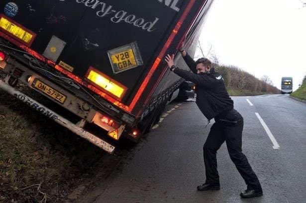 cornish_trucker's tweet photo. It’s ok I’ve got it....!!!! https://t.co/RXqosYy024