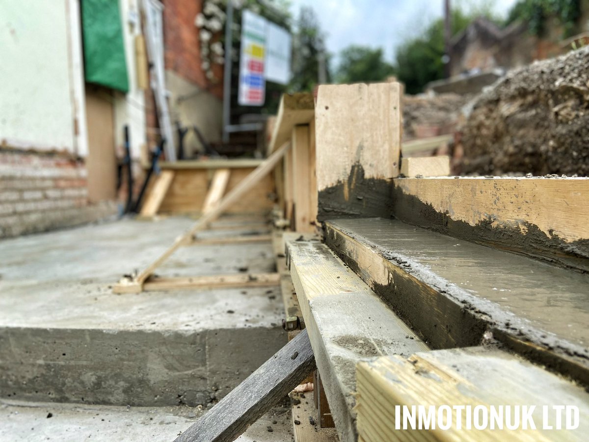 inmotion_uk's tweet photo. Foundations, Drainage &amp; Retaining wall we completed last month for a returning client of ours. 

#foundations #groundworks #construction #concrete #formwork #retainingwall #slab https://t.co/WUdcACZ76K