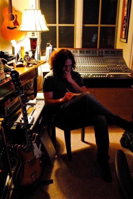 Happy birthday to this musical genius, the one and only Ray Toro!  