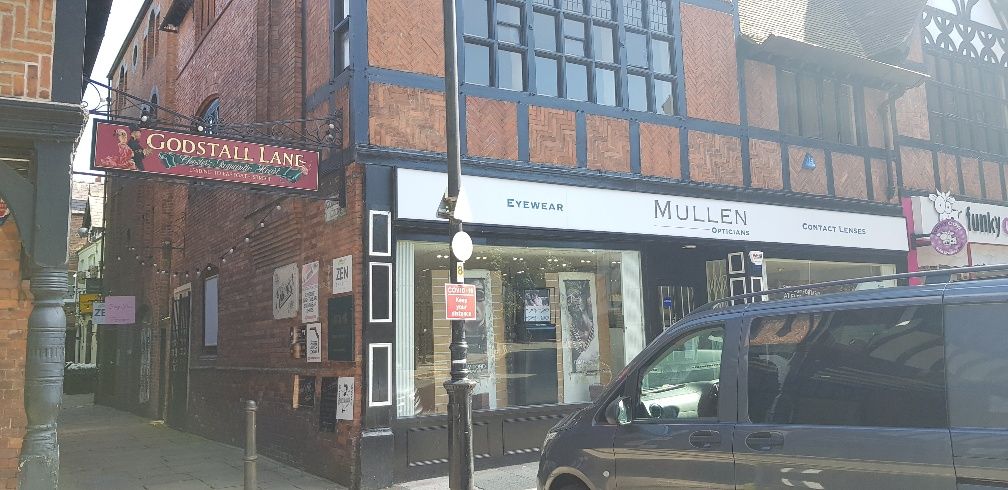 Its been a pleasure to rejuvenate the traditional shop facia at Mullen Opticians in Chester. Take a look at how we updated this with their new branding whilst keeping the traditional Chester aesthetic #Cheshire bit.ly/3fyIH4S