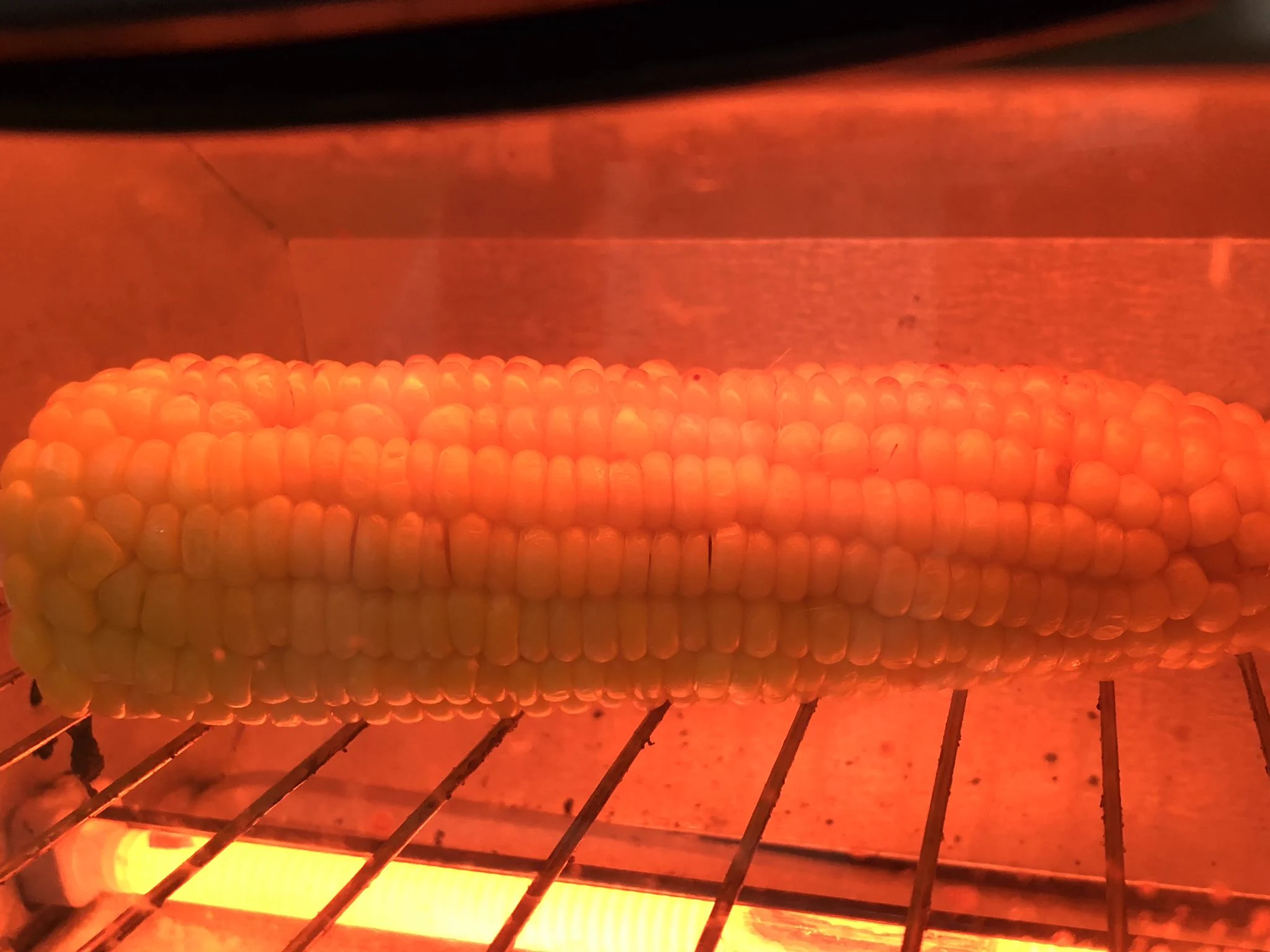 今すぐ使える裏ワザ!焼きトウモロコシが電子レンジとトースターで作れるってよ!!