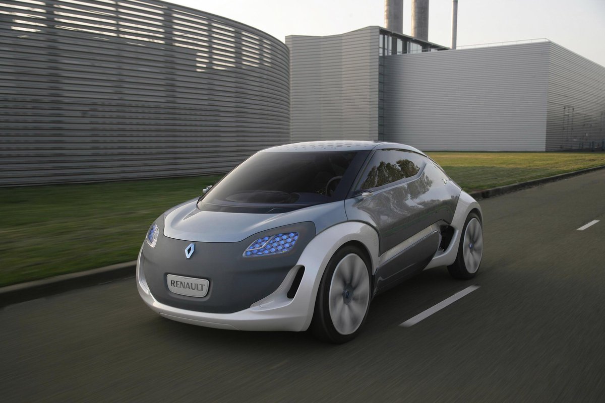 RenaultAutofer's tweet photo. ¿Lo sabías? El concepto de Renault ZOE apareció por primera vez en 2009, mientras que el modelo fue lanzado oficialmente en 2012. Desde entonces, ha sufrido una serie de cambios, con el último modelo siendo el lanzamiento de New Renault ZOE en 2019! https://t.co/t7CqlQ3clb https://t.co/mdQn0WNiq4
