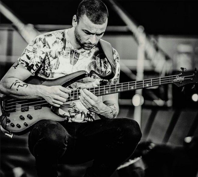 ChrisEveryHour's tweet image. 