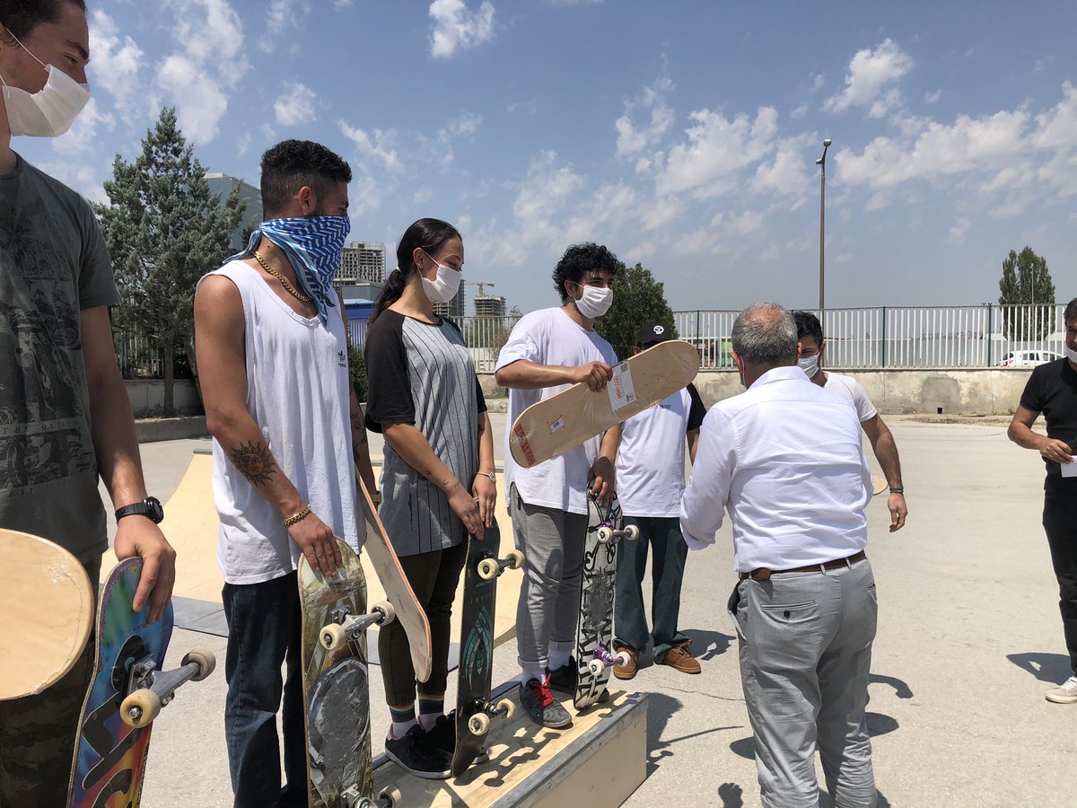 kaykayfed's tweet photo. Sayın Genel Müdür Yardımcımız Murat Kocakaya’nın katılımlarıyla gerçekleştirdiğimiz 15 Temmuz Demokrasi ve Milli Birlik Günü StreetAnkara etkinliğimiz ödül töreninin ardından tamamlanmıştır. @gencliksporbak @kasapoglu @hamzayerlikaya @mehbaykan @kocakaya_murat @sedatcelenk https://t.co/rZVowxTXnH
