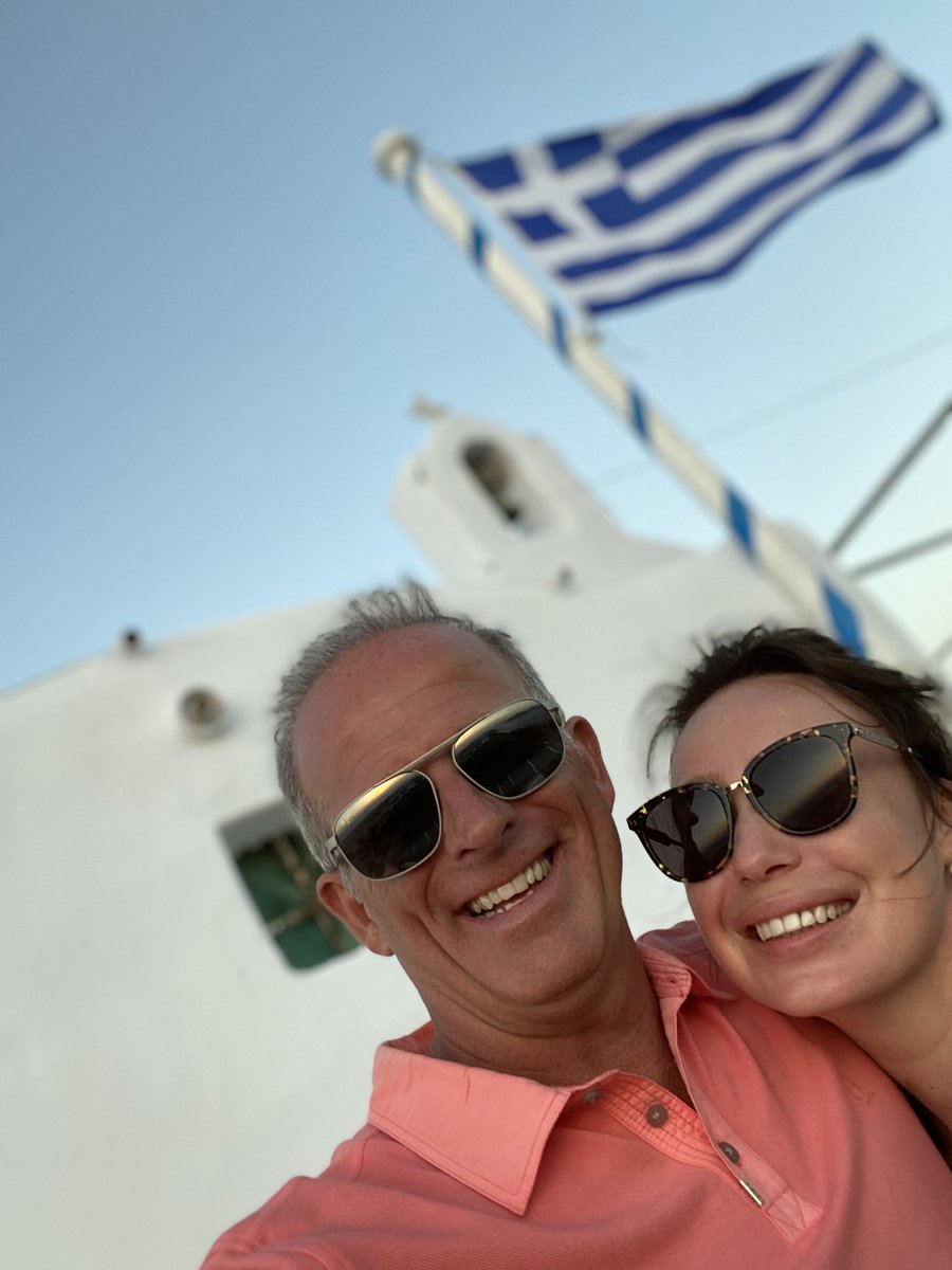 DavidTSWood1's tweet photo. Always happens when I take the road less travelled, I find such exquiste moments that are impossible to describe #santorini #greece #adventure #myextramile #thekickasslife #lifebydesign #fun #adventure #passion #love https://t.co/YoVGFSAcqf