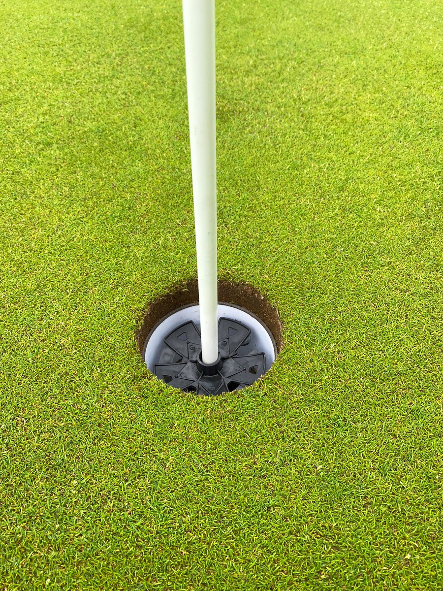 Nice set up shown here : 1/2inch flagsticks with logo Covid flags and catch baskets 🧺 👌🏻⛳️ #covidready #golfisback #tacit <a href="/c86low/">Chris Low</a>