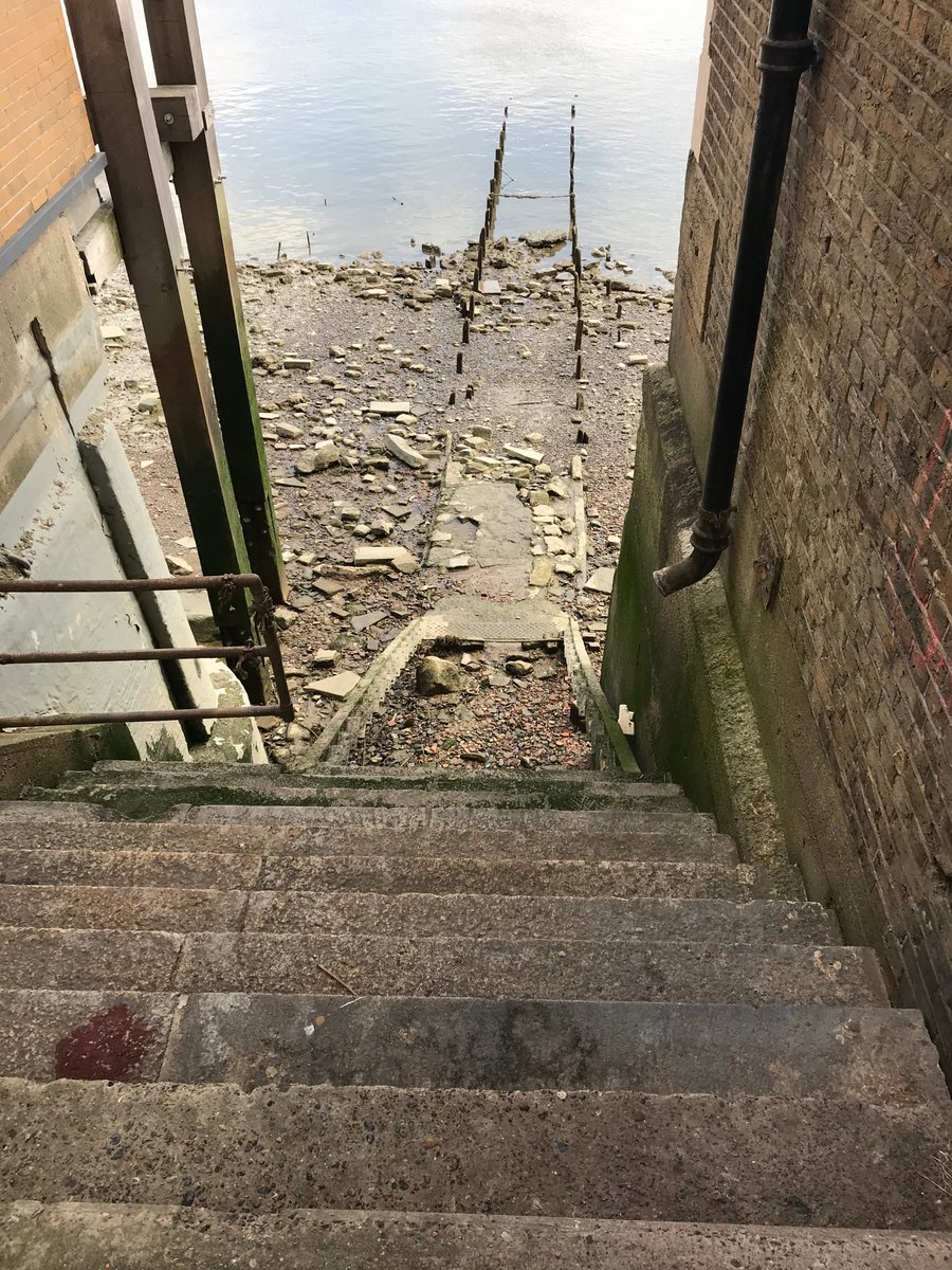 ThamesDiscovery's tweet photo. Today not all the riverstairs still give access to the foreshore - when no longer maintained they erode rapidly and become dangerous. Compare Wapping Dock stairs and causeway today (left) and in 1971 (📷 Collage LMA) #LowTideLockdown https://t.co/8wUN6HA02B