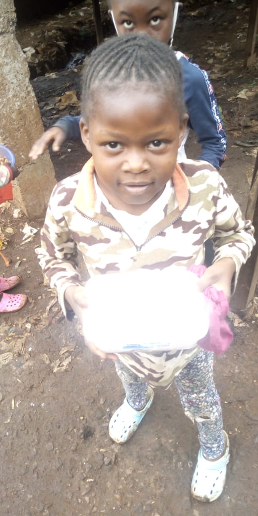 mazingirayetu's tweet photo. Hundreds of kids are benefiting through the #FeedAChild program in Gatwekera Kibra hence supplementing what their families offer them.
@dw_environment @MOH_Kenya @EstherPassaris @alukhuwat @Kang4Nature https://t.co/sGiLQOSrZP