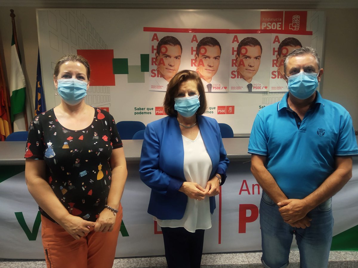 PsoeGranada's tweet photo. 📝@mjsanchezrubio denuncia el ✂️recorte✂️ de la atención primaria en los 7⃣centros de salud y 7⃣7⃣ consultorios en la zona norte de la provincia (#Guadix, #Baza y #Huéscar) y exige a @AndaluciaJunta  que rectifique y actúe con urgencia.
https://t.co/K0UjDzAhmW https://t.co/JL3tTiQ6Dh