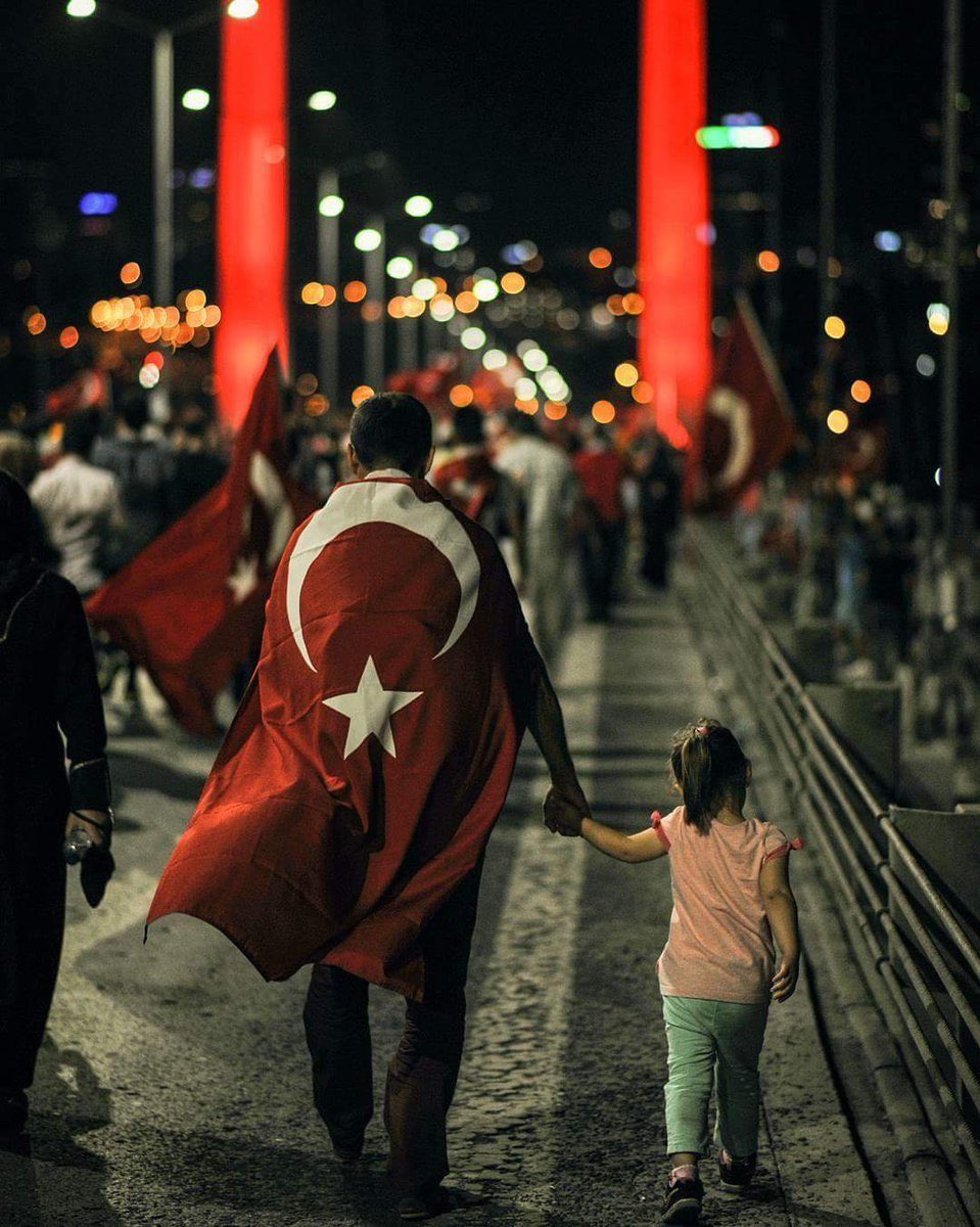 Sahipsiz vatanın batması haktır, sen sahip çıkarsan, bu vatan batmayacaktır. 
#15Temmuz