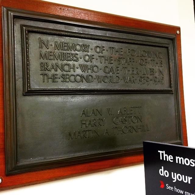 Some years ago I was in the Gillingham branch of  @NatWest_Help & noticed a small plaque on the wall commemorating 3 members of staff who were killed during World War Two. This plaque has since disappeared during the refit but found a photo i took at the time. (long thread)