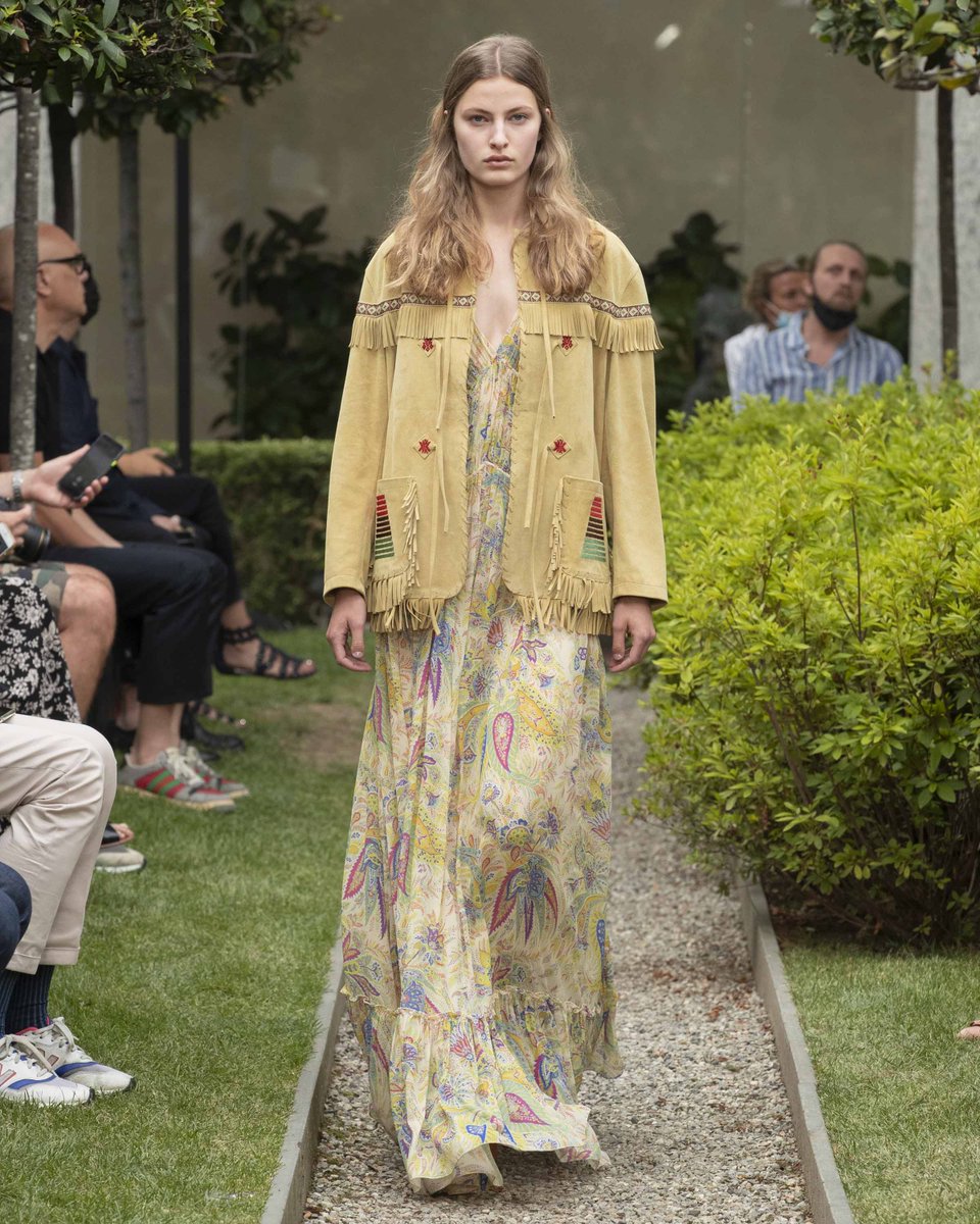 ETRO tweet media