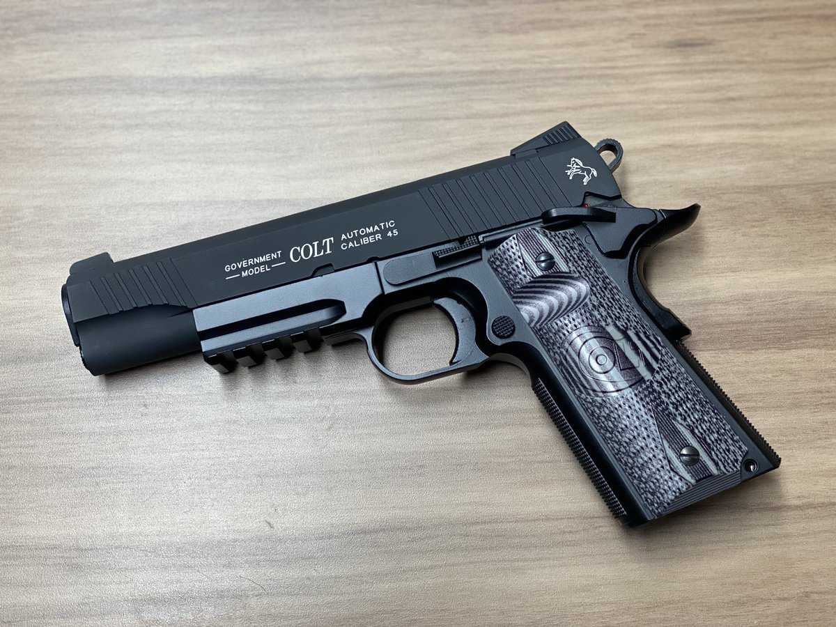 battlezoneair's tweet photo. Who doesn’t love a 1911?
This one & more can be found on our website,
https://t.co/DDSJevqCUi
#bz #bzairsoft #battlezone #battlezoneairsoft #airsoft #softair #pewpew #cybergun #kwc #m1911 #colt #trades #trademarks #6mm #airsoftgun #bbgun #bbslinger #pistol #gunporn #sidearm https://t.co/JIel6CzeDY