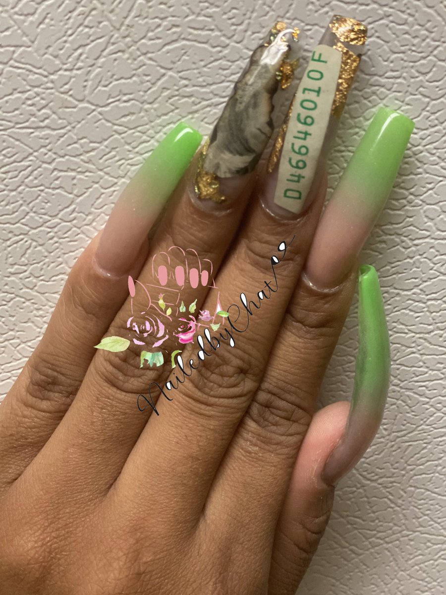NailedbyChat's tweet photo. Ombré money 💵 XL double tips set i did on myself 💚

#memphisnailtech #memphisnails  #pcnails #panamacitynails #panamacitynailtech #nailideas #nails #nailsofinstagram #nails💅 #nailsonfleek #nailsnailsnails #901nails https://t.co/3VHilFE9HK