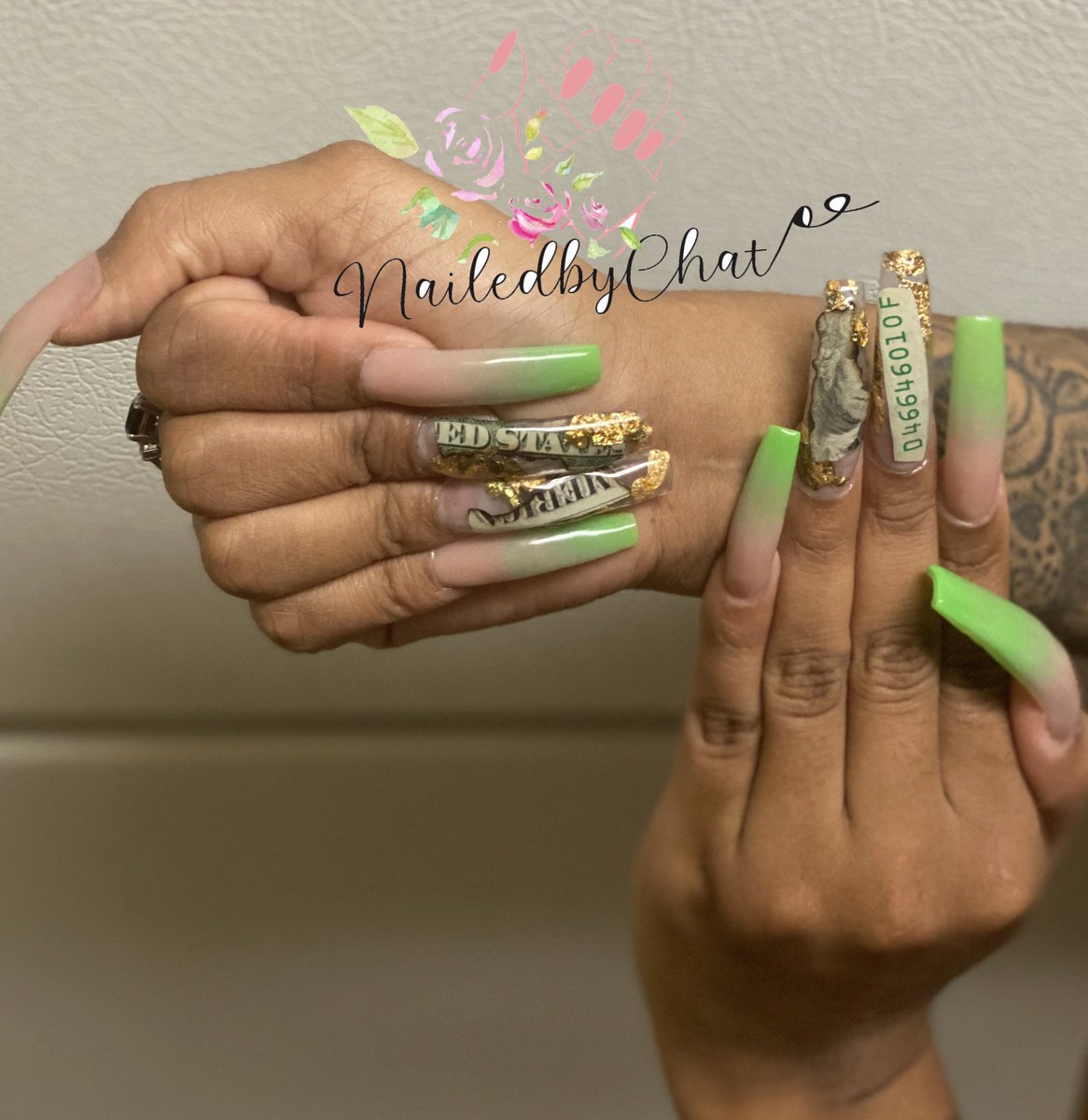 NailedbyChat's tweet photo. Ombré money 💵 XL double tips set i did on myself 💚

#memphisnailtech #memphisnails  #pcnails #panamacitynails #panamacitynailtech #nailideas #nails #nailsofinstagram #nails💅 #nailsonfleek #nailsnailsnails #901nails https://t.co/3VHilFE9HK