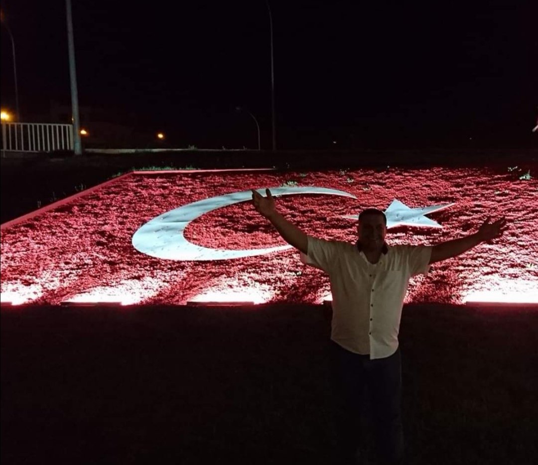 Selam Olsun Tanka Karşı 
Dimdik Duran Kahramanlara 🇹🇷
Helal Olsun Bu Yiğitleri Doğuran 
Eli Öpülesi Analara❤️
Yazıklar Olsun Darbeye Sevinen 
KANI BOZUKLARA 😡
Yazıklar Olsun Vatan Elden Giderken Kaygısız Kalanlara 😡 
#MilletinZaferi
#15TemmuzuUnutma
