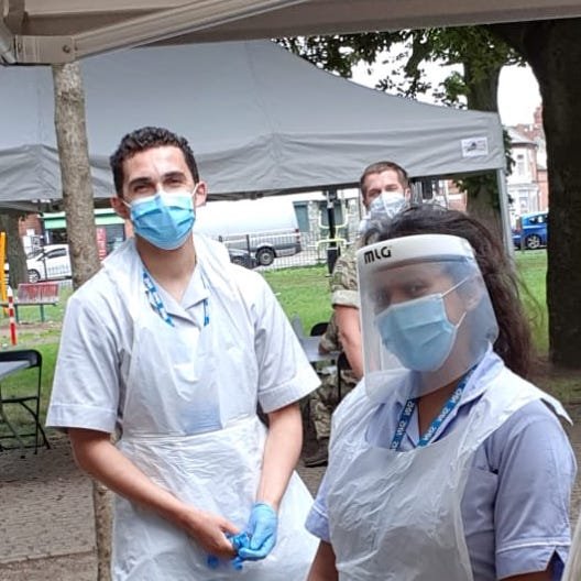 We need more #volunteers to support #Leicester’s response to #coronavirus. 

If you some spare time to help deliver testing kits to people’s homes and provide important door to door advice, we want to hear from you. 

Find out more here: leicester.gov.uk/c19volunteer