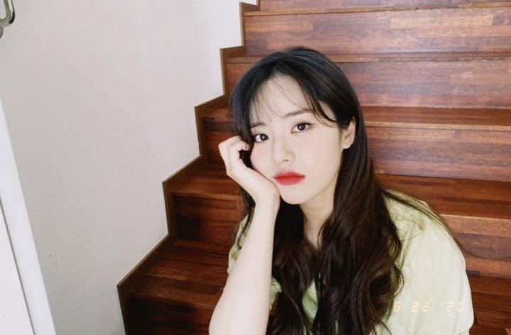 fiq_D_flover's tweet photo. [💌#fromis_9] 
-Instagram Update-

[#Jiwon] It's... hot... 💦

#Jiwon #PhotoByChaeng #PhotographerChaeyoung

#fromis_9 #프로미스나인
@realfromis_9 https://t.co/qdH3srXre2