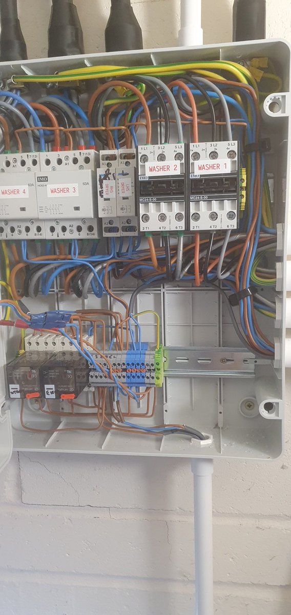 SPEC_Electrical's tweet image. Finished some machine control in a local Laundry this week. No all machines can be crash stopped via 2 stop buttons. Also makes life easier when switching off at the end of the day