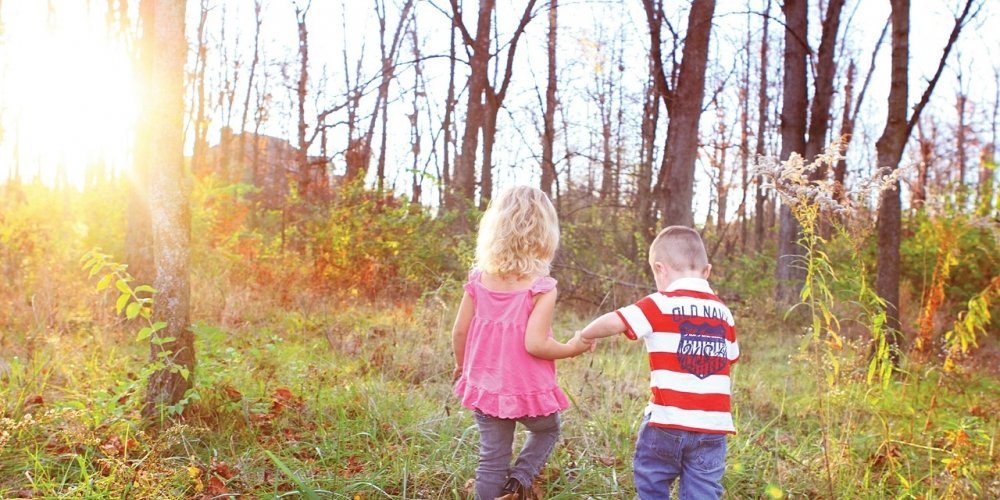 Like and share if you think it`s fantastic!

#boy #girl #holding #hands 
#kidsoutdoors #kidsoftheoutdoors #outdoorskids #getkidsoutdoors #kidsloveoutdoors #kidnoutdoors