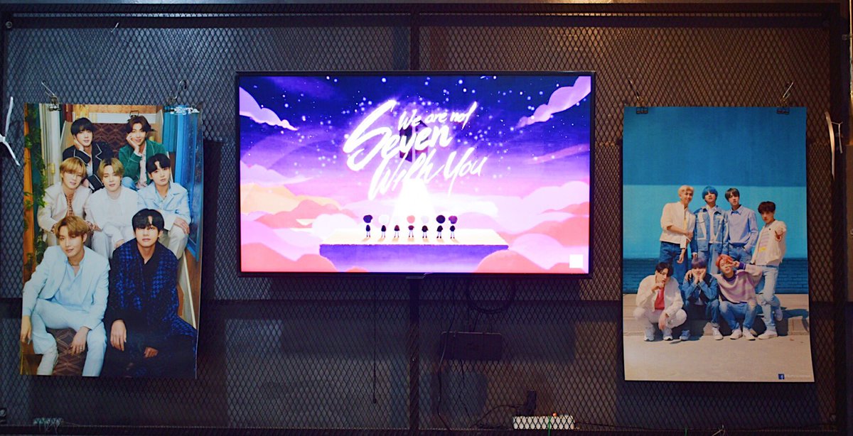 Fatbear7824's tweet photo. รางวัลที่ 4 และ รางวัลที่ 5 : รูปขนาด50x70cm 1รูป จากโซนกรงเหล็ก
คุณ @yuiii0613 🎉🎉
คุณ @AnyAnymanee 🎉🎉

รายงานตัวใต้โพสต์นี้ได้เลยนะคะ 🥰💜
- สำหรับคนที่มารับที่ร้านFat Bearก่อน จะได้เลือกรูปก่อนค่าา - https://t.co/LOjfoUx4Oq