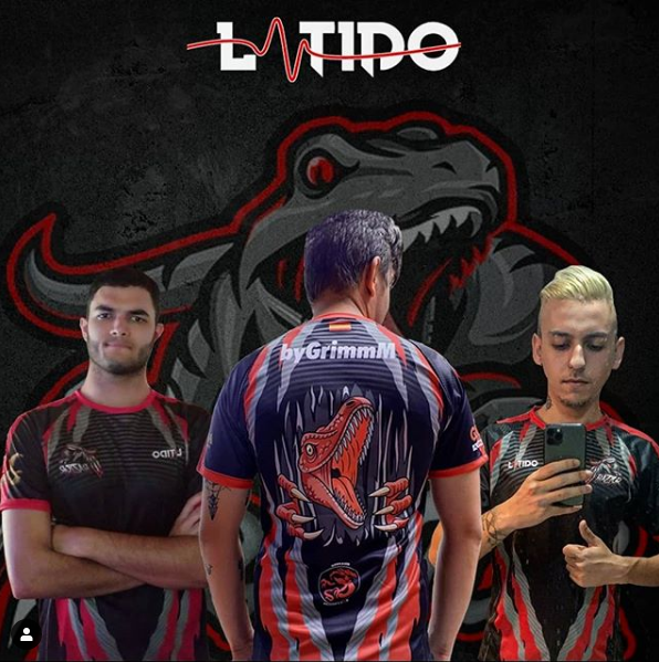 RaztorESP's tweet photo. Alguno de nuestros jugadores ya la visten!!! a vosotros que os parece?... BRUTALES🔥❤️ @latidoshop https://t.co/3671xUb8sI