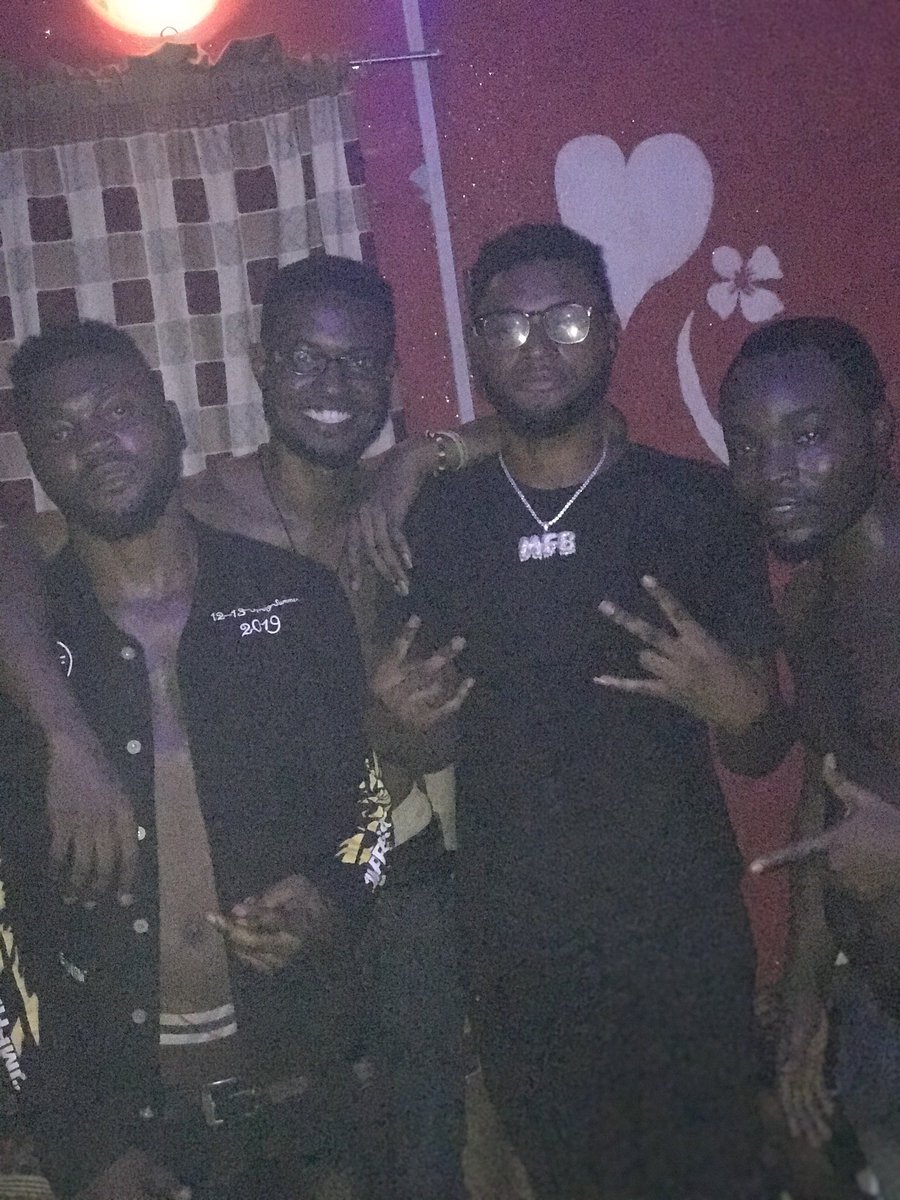 OfficialCGPent's tweet photo. Day 3 of 3.
Recording of WANT featuring Louris Love, @Southboy_MFB & @MikoFridan.
Special guest appearance by @dollypee83.
#CGP #034TheEP
#OloyeColdman
#OndoStateToTheWorld https://t.co/3WNNPoh0LJ