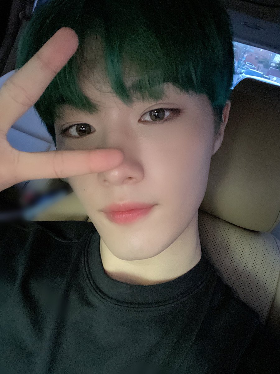 CIX_twt tweet picture