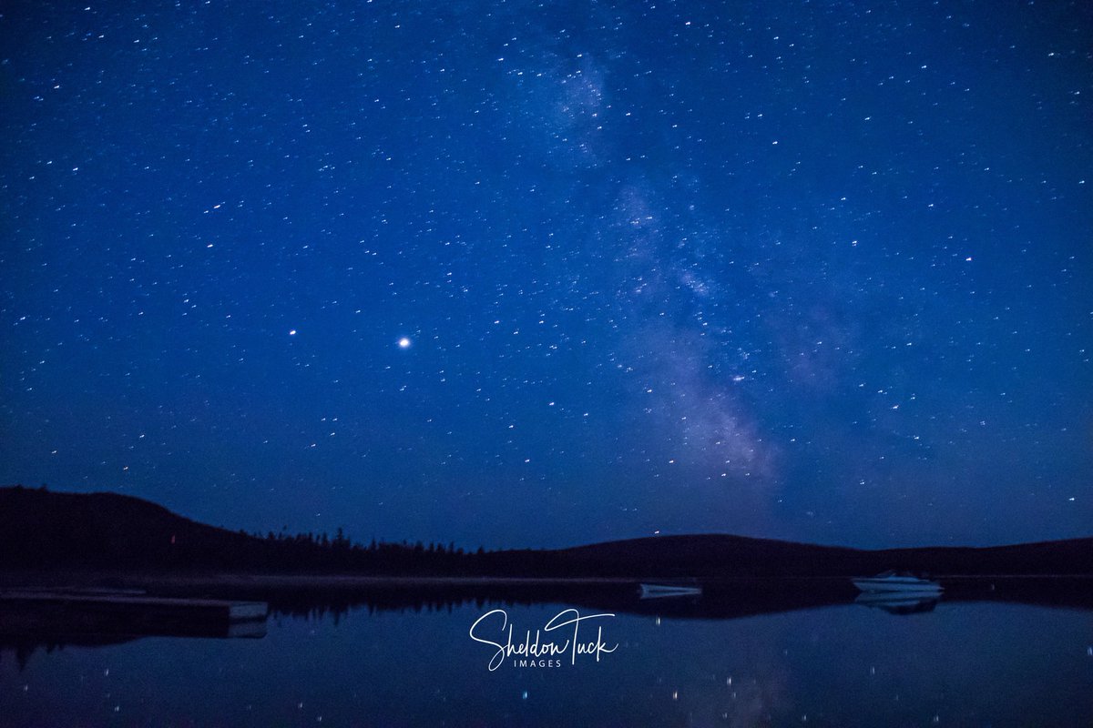 sheldon_tuck's tweet photo. Been a while since I picked up my camera. Went in search of some Aurora’s, didn’t find any. But had a lovely view of the Comet Neowise, and the Milky Way. #cometNEOWISE #milkyway @weathernetwork @MurphTWN @EddieSheerr @a_brauweiler @StormHour @ThePhotoHour @CanGeo @ExploreCanada https://t.co/KuNhHxstGf