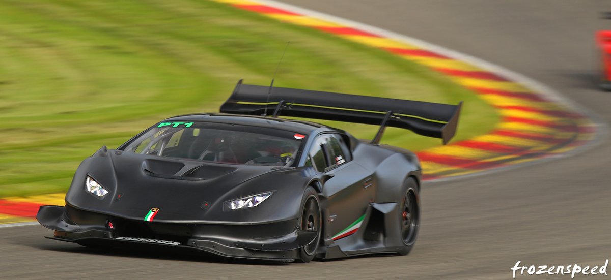 Frozenspeed's tweet photo. If Bruce Wayne did trackdays.
#LP1200 at Spa today with @RMATrackDays. https://t.co/FvA59Fibuv